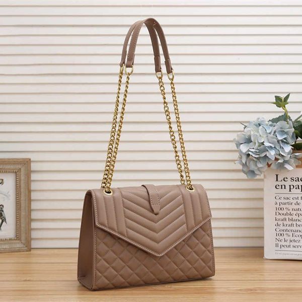

2023-10 excellent quality medium chevron trendy flap bag black 25cm women's mirror lambskin gold metal handle handbag real leather quil