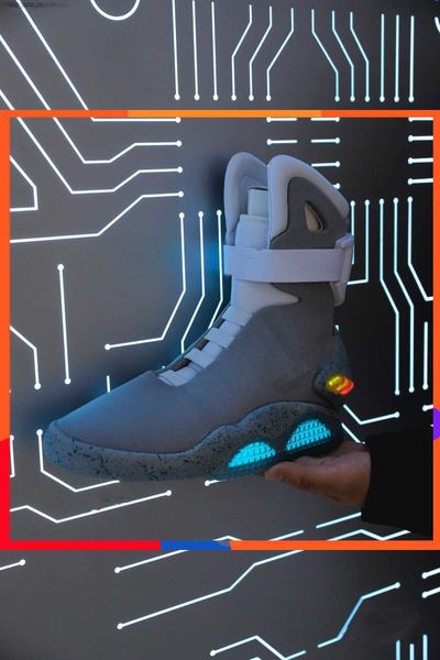 

back to the future automatic laces air mag sneakers marty mcfly's air mags led shoes back to the future glow in dark gray mcflys uk 6-1, Black