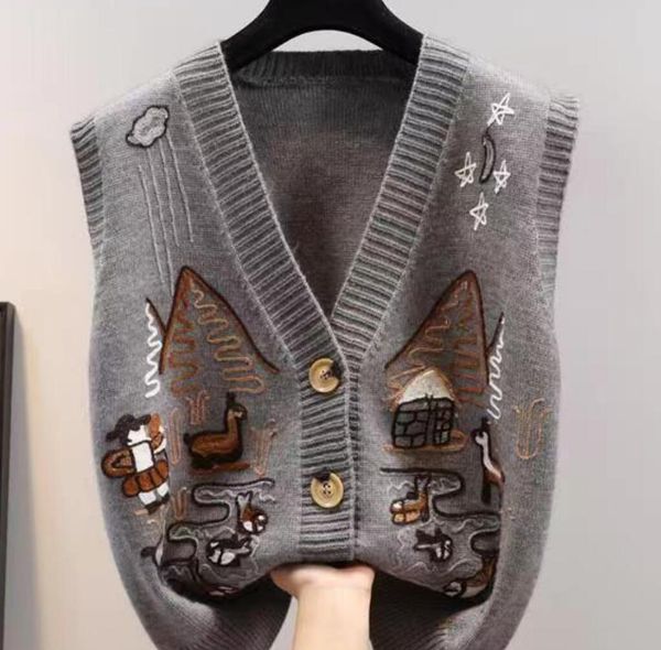 

2023 mens designer sweaters retro classic luxury sweatshirt men arm letter embroidery round neck comfortable high-quality jumper fashion car, White;black