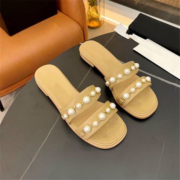 

fashion slippers 2023 channel luxury design summer men flat bottom women slope heel letter leather casual sandals 08-010, Black