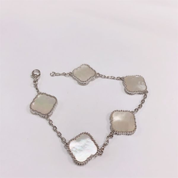 

the new popular 925 sterling van silver cleef charm bracelet is suitable for classic women's jewelry and fashion accessories slhiett, Golden;silver