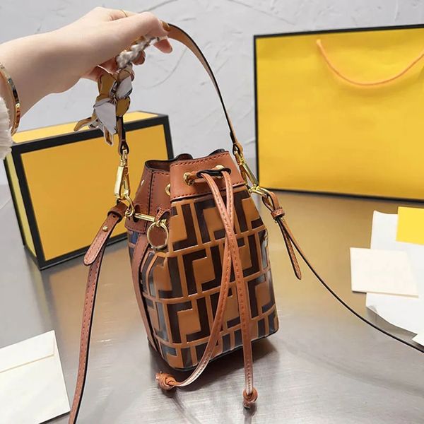 

luxury mini bucket bag 4-colour luxury designer crossbody shoulder bags handbag women's fashion leather handbags handbag wholesale remo