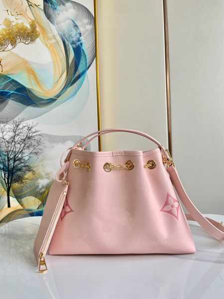 

2023 new women's shoulder bag high-end quality crossbody bag with a zipper bag strap removable when the handbag capacity is very much m