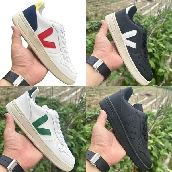 

designer veja womens shoe women white california mens casual shoes lace up va word man sneakers vintage suede trainers all-match stylist pat, Black