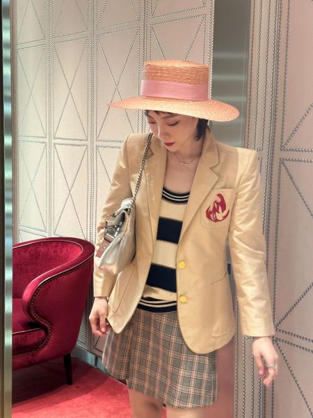 

2023 designer fashion embroidery blazer coat women notched long sleeve single breasted pocket elegant jacket, Black;brown