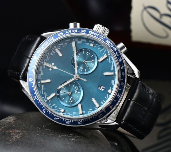 

aaa fashion watches designer mens quartz movements watch 41mm rubber strap movement waterproof super bright wristwatches dhgate n2, Slivery;golden