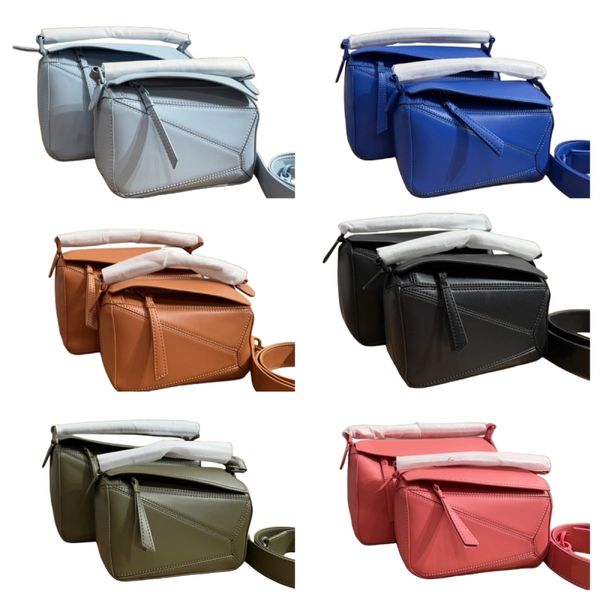 

embossed messenger bag luxury designer bag fashion handbag luxury messenger bag shoulder bag envelope purse womens bracket hanging bag
