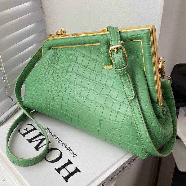 

handbag designer 2023 this year's popular small women's summer new niche high-end cross body one shoulder saddle bag