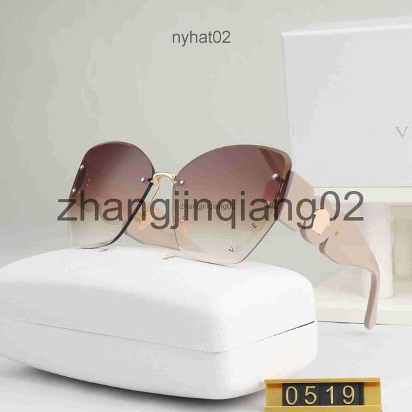

designer versage sunglasses cycle luxurious fashion sports polarize sunglass for mens womans vintage brands baseball driving beach rimless b, White;black