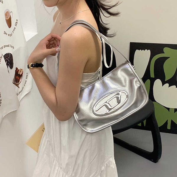 

handbag designer 2023 (second hair) silver staff underarm for women new trendy and fashionable commuting single shoulder diagonal cross bag