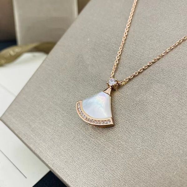 

new arrive mini 3 clover necklaces for women simple small lucky grass clavicle chain set gift highly quality choker chains designer jewelry, Silver