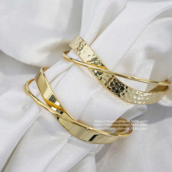 

japan south korea dongmen simple and fashionable ins style brass metal popular line open bracelet female, Golden;silver