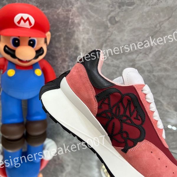 

2023 luxurys out of office sneaker designer casual shoes men women lace-up high street leather breathable platform trainers sneakers xsd2211, Black