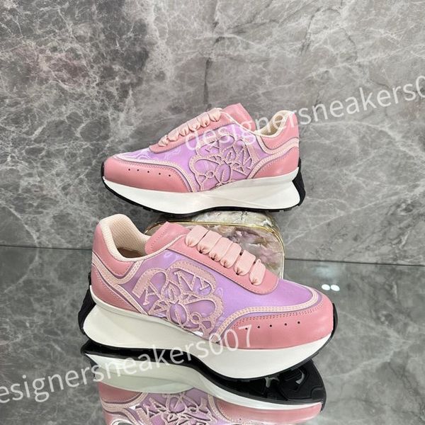 

2023 new designer women mens casual shoe fashion genuine leather mixed color woman trainers sneakers flats loafers female footwear xsd230403, Black
