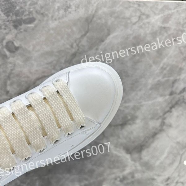 

2023 new luxury designer women mens casual shoes fashion colorful crystal woman flats runway platform lace up trainers sneakers xsd230401, Black