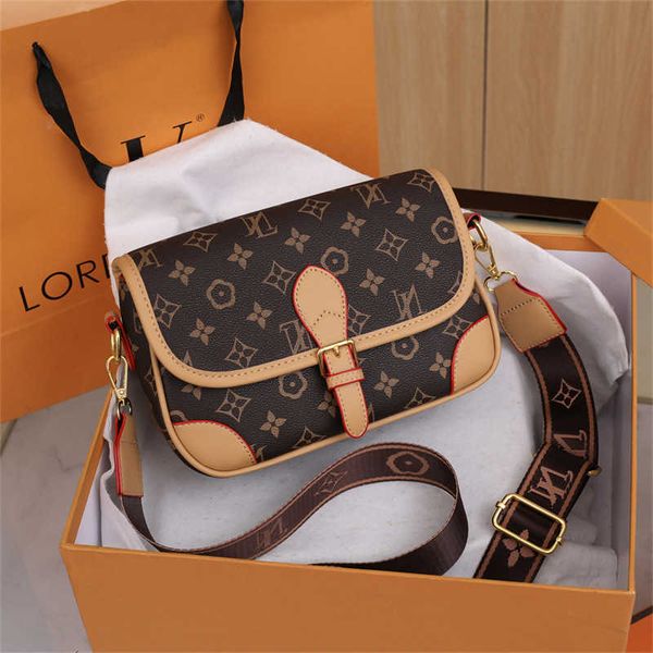 

evening bags famous flower small square women's advanced underarm autumn and winter versatile one shoulder crossbody bag new