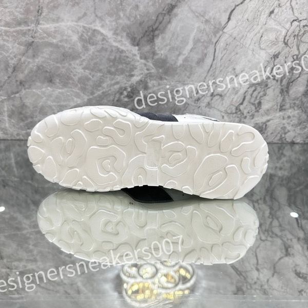 

2023 luxurys fashion womens mens shoes womens sneakers white black shoes designer trainers quality high for women men xsd230405