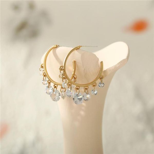 

hoop huggie 2021 korean style crystal earring for women design circle female fashion brincos party jewelry gifts7639991, Golden;silver