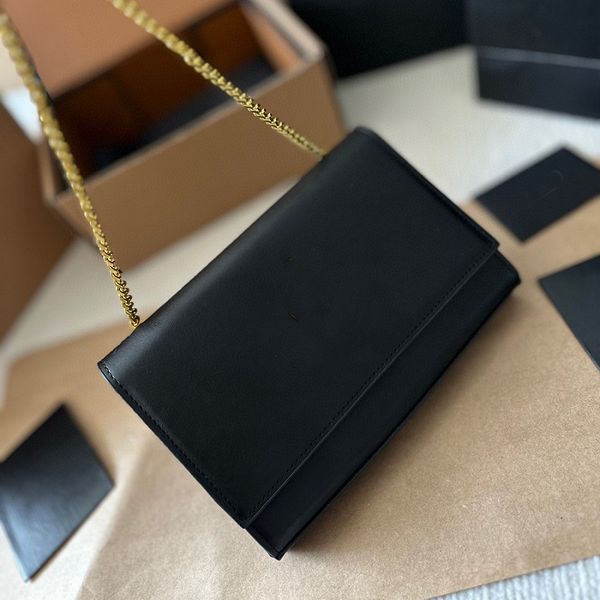 

outdoor cross body fashion women's bag metal logo grain design versatile chain shoulder bag