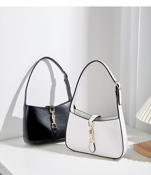 

advanced fashion 2023 new women's evening bags autumn winter versatile handbag large capacity one shoulder underarm bag