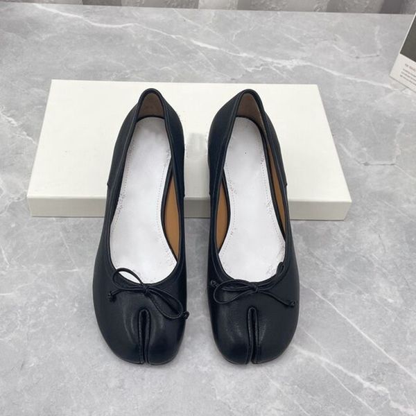

dress shoes european and american spring split toe single shoe women s middle heel leather shallow sheep s skin pig s hoof shoes 230724, Black