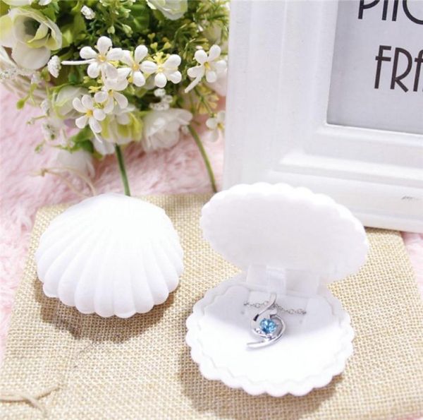 

5 color velvet shell shape jewelry boxes for pendant necklaces women luxury wedding engagement gift case packaging display5446732, Black;white