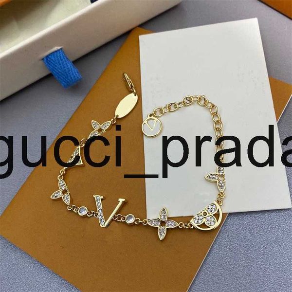 

luxury jewelry love bracelets charm bracelet for women fashionable jewelries flower heart stainless steel chains cjeweler gold plated diamon, Golden;silver