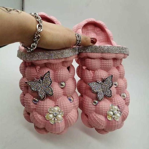 

sandals new bubble slippers for men and women in summer wear thick soled sandals non-slip eva home massage beach shoes 230417, Black