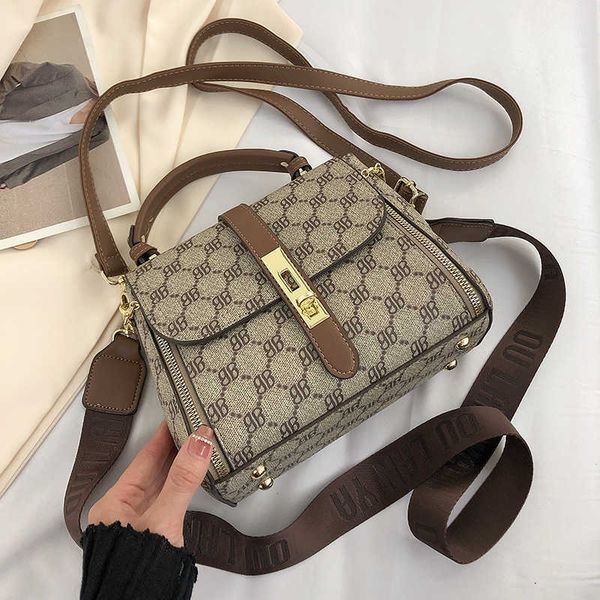 

evening bags version of fashionable niche for women's shoulder da new versatile and atmospheric casual portable diagonal bag
