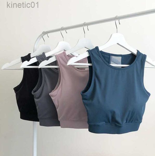 

2023 desginer alo yoga bra the same 2021 sleeveless sports tank for women running fitness elastic tight fitting and wearing underwear, White