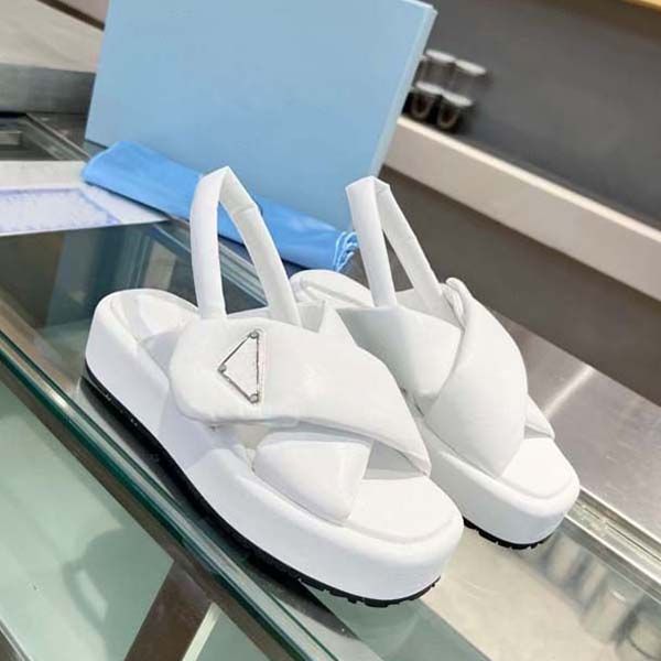 

designer women sandals womens thick bottom bread slides crystal calf leather quilted summer beach slipper for size 35-41with box, Black