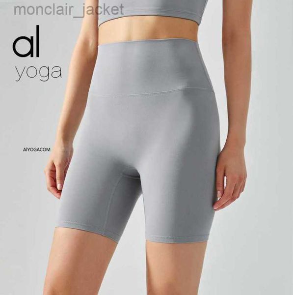 

2023 desginer alos yoga shorts one piece fitness pants high waist shorts five point cycling pants women's suit summer, White;black