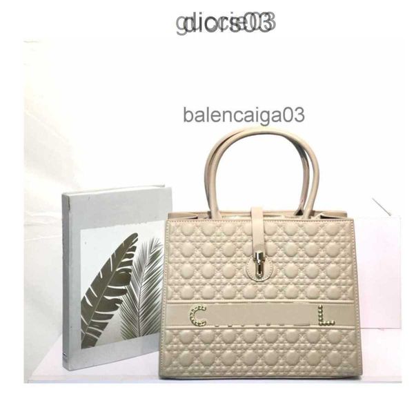 

designer channel bag handbags beach crossbody purses the tote shoulder bag luxurys fashion brands man woman beige leather messenger makeup c