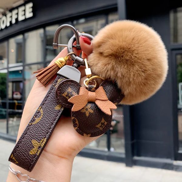 

designer keychain bear head leather fur ball pendant key chain bow car pendant metal fashion personality 10 colors creative cute, Silver