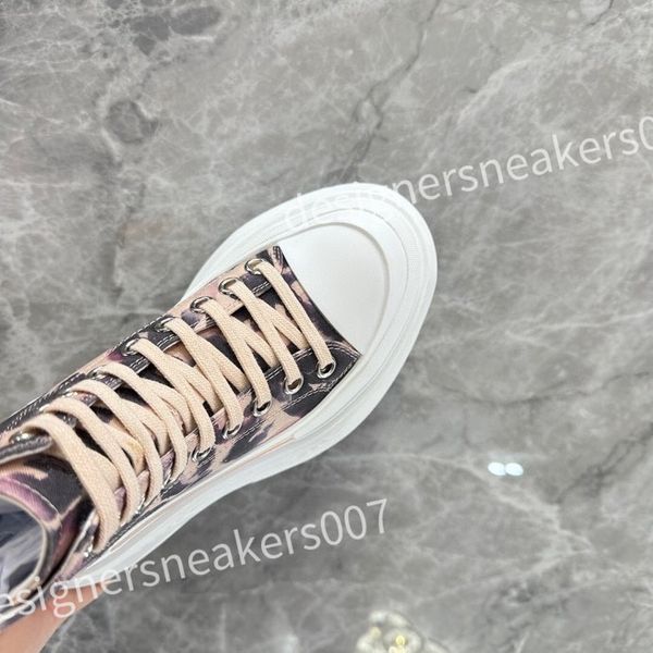 

new luxurys men sneakers low white orange shoes women black running shoe light grey black designer trainers xsd230407