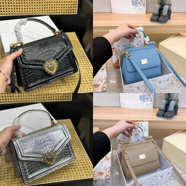 

designer shoulder bag handle messenger bag flap clutch purse leather crossbody handbag jewelry heart buckle wallets chain pouchette handbags