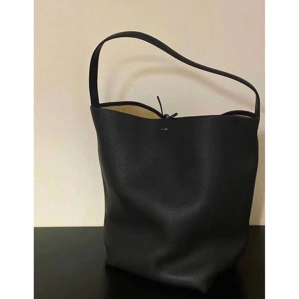 

designer bags leather bag large capacity shoulder cowhide hand mother lichee grain head layer bucketclassic tote bag the row 8tuu