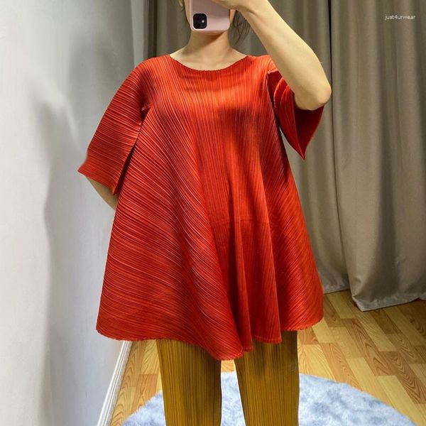 

miyake pleated batwing sleeve solid with belt fall winter french designer fashion loose elegant classic women clothing, White