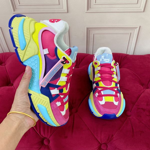 

2023 luxury designer casual shoes embossed trainer sneaker triple white pink sky blue black green yellow denim low virgil mens sneakers 0722