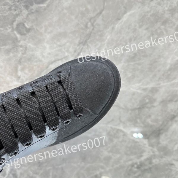 

2023 new men sneakers low white orange shoes women black running shoe light grey black designer trainers xsd230406