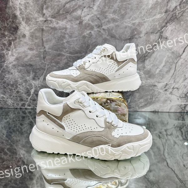 

new luxury fashion womens mens shoes womens sneakers white black shoes designer trainers quality high for women men xsd230405