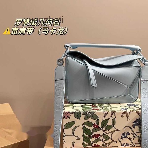 

outlet 2023 colors fashion handbags crossbody women bag leather hands women's designer one shoulder bags handbag litchi puzzle loewcbag