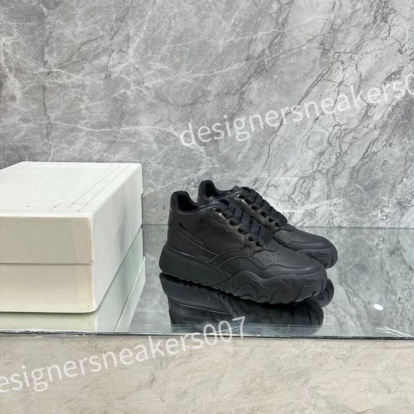 

fashion womens mens shoe womens sneakers white black shoes designer trainers quality high for women men xsd230405