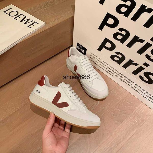 

2023 french veja it star's same genuine leather small white shoes v12 couple's shoes casual flat sole board shoes, Black