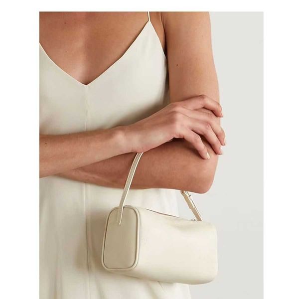 

designer bags leather bag large capacity shoulder cowhide hand mother lichee grain head layer bucketclassic tote bag the row tn37