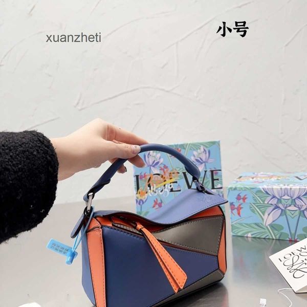 

designer fashion bag hands outlet puzzles loewcbag bags spliced 2023 cowhide capacity small 20cm leather single one shoulder crossbody handb