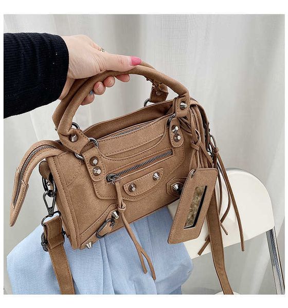 

women's bag new fashion versatile rivet litchi pattern locomotive bag women's crossbody handbag with a texture sense bag