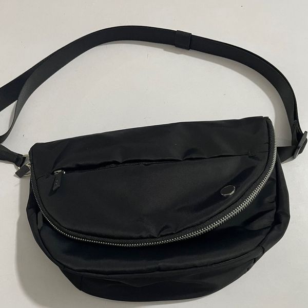 

festival bag 5l/2l wide opening crossbody bag water-repellent micro shoulder bag messenger bags have adjustable strap