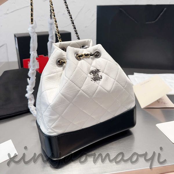 

designer luxury back, wandering backpack, retro delicate light classic, version