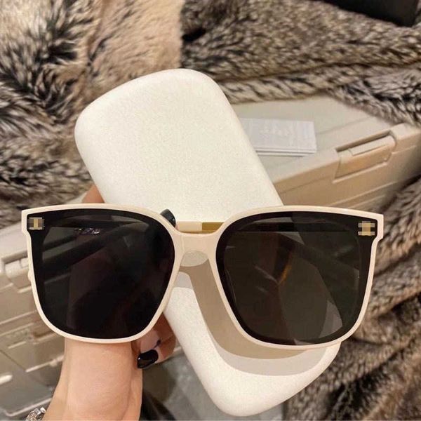 

xiaoxiang net red with the same temperament sunglasses women driving anti uv slim large frame glasses tiktok live broadcast, White;black